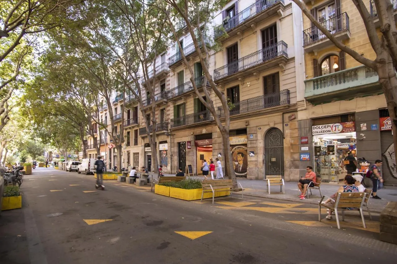 41Cob1019- Charming Rustic Apartment Barcelona Spain